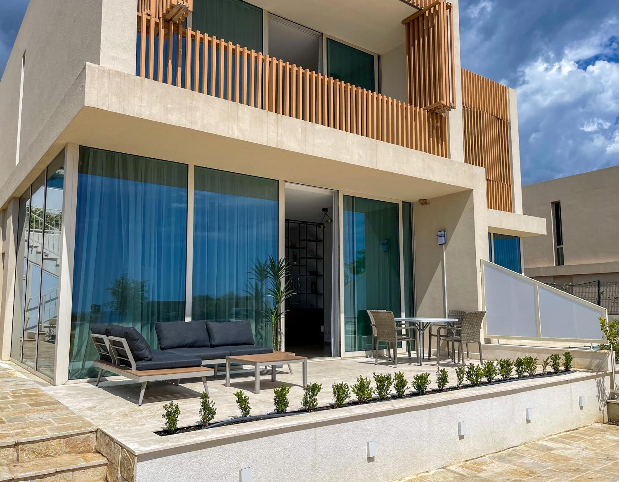 Villa Verde - Your Coastal Haven Retreat Himare Esterno foto